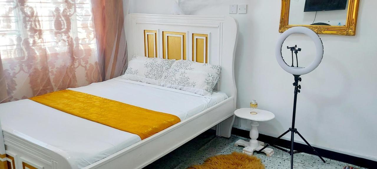 Neighbourly Nest Apartman Mombasa Kültér fotó