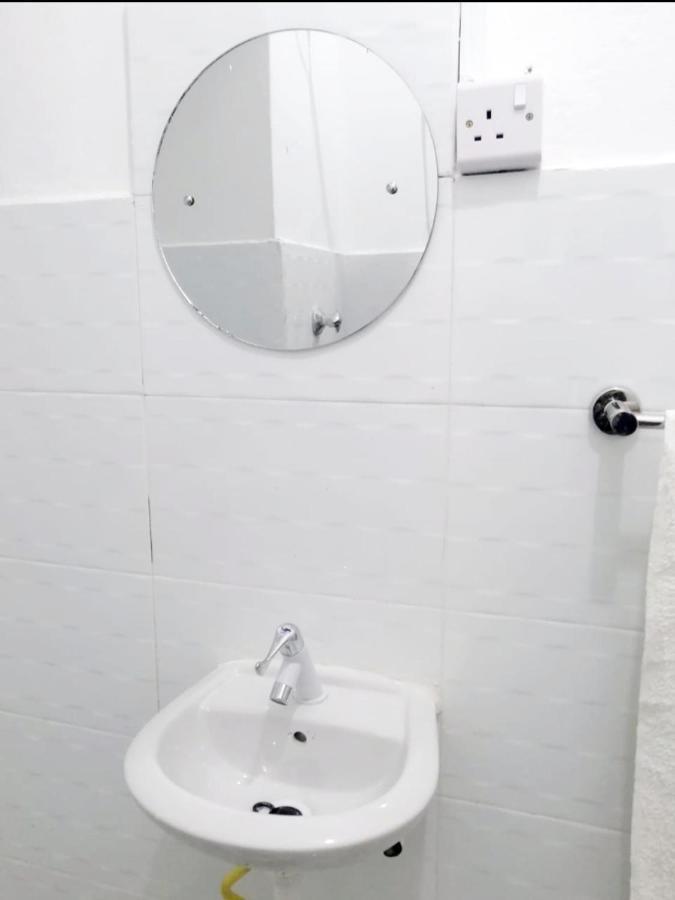 Neighbourly Nest Apartman Mombasa Kültér fotó